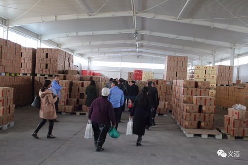 舉杯迎貴客，同心鑄輝煌——熱烈歡迎韓崗、韓垓鄉鎮終端客戶蒞臨品鑒